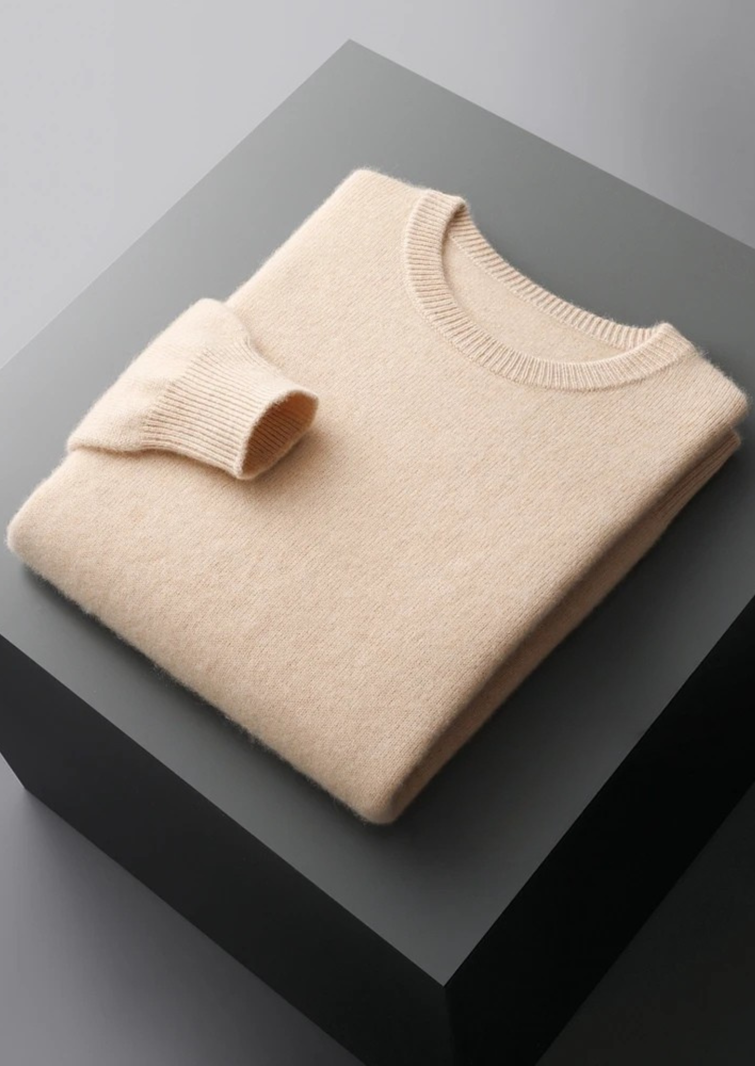 PURE EXTRA-FINE MERINO WOOL CLASSIC CREWNECK