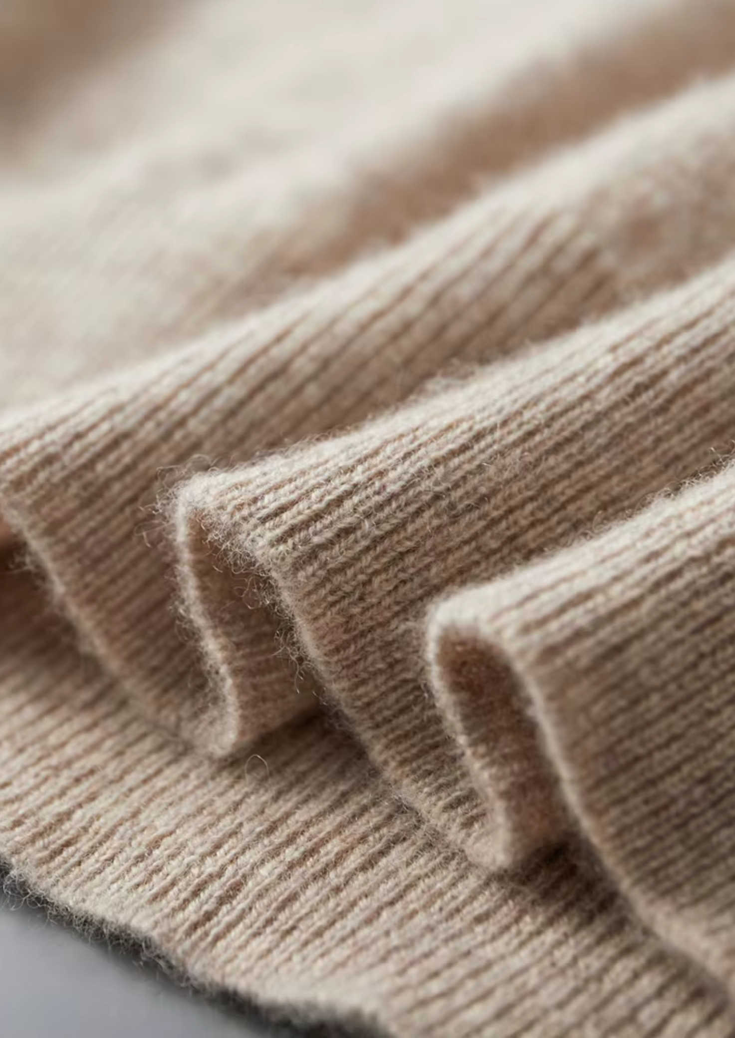 PREMIUM CASHMERE TWO TONE BUTTON POLO