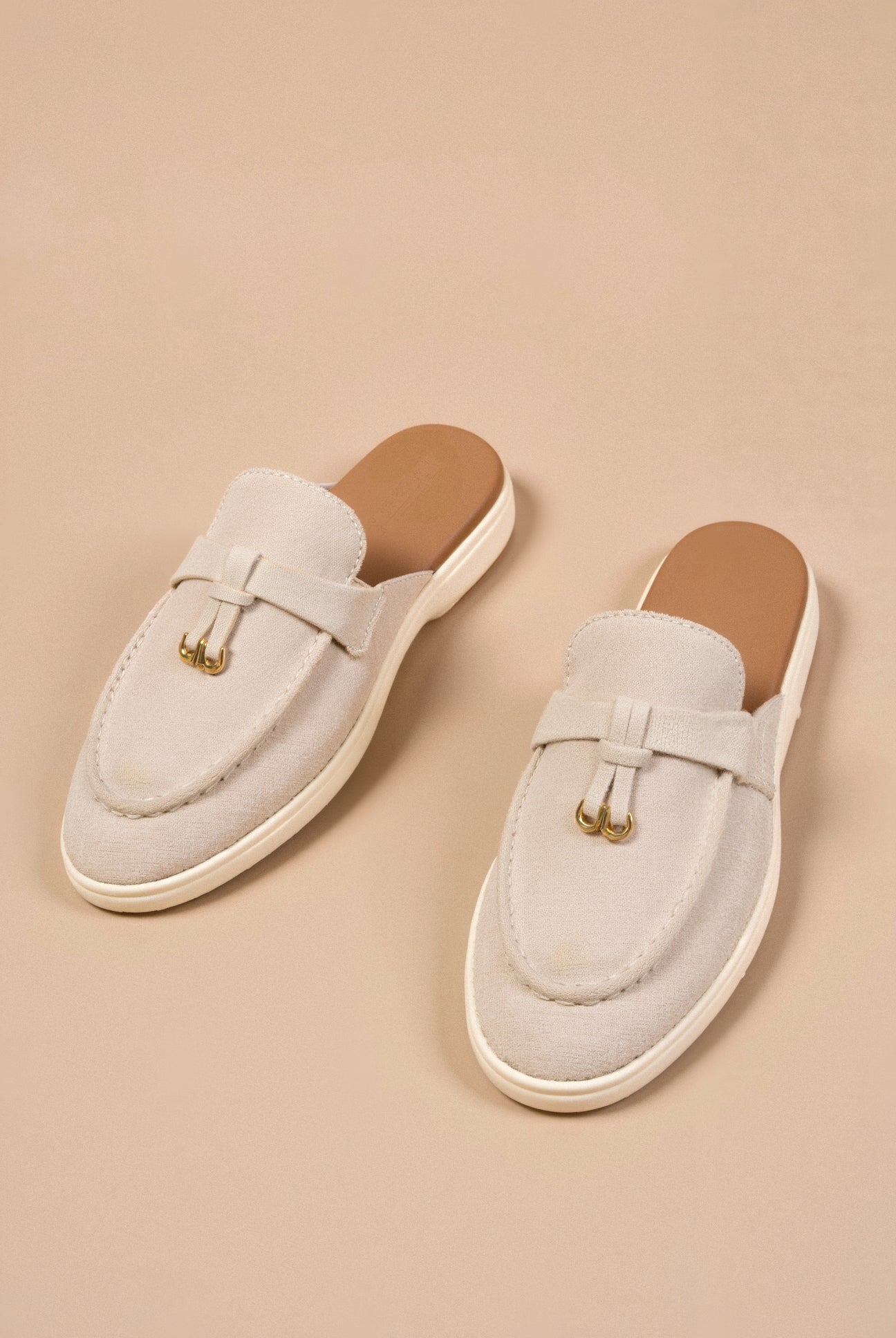 Old Money Dames Solid Toe Slip Flat Shoe Sandalen