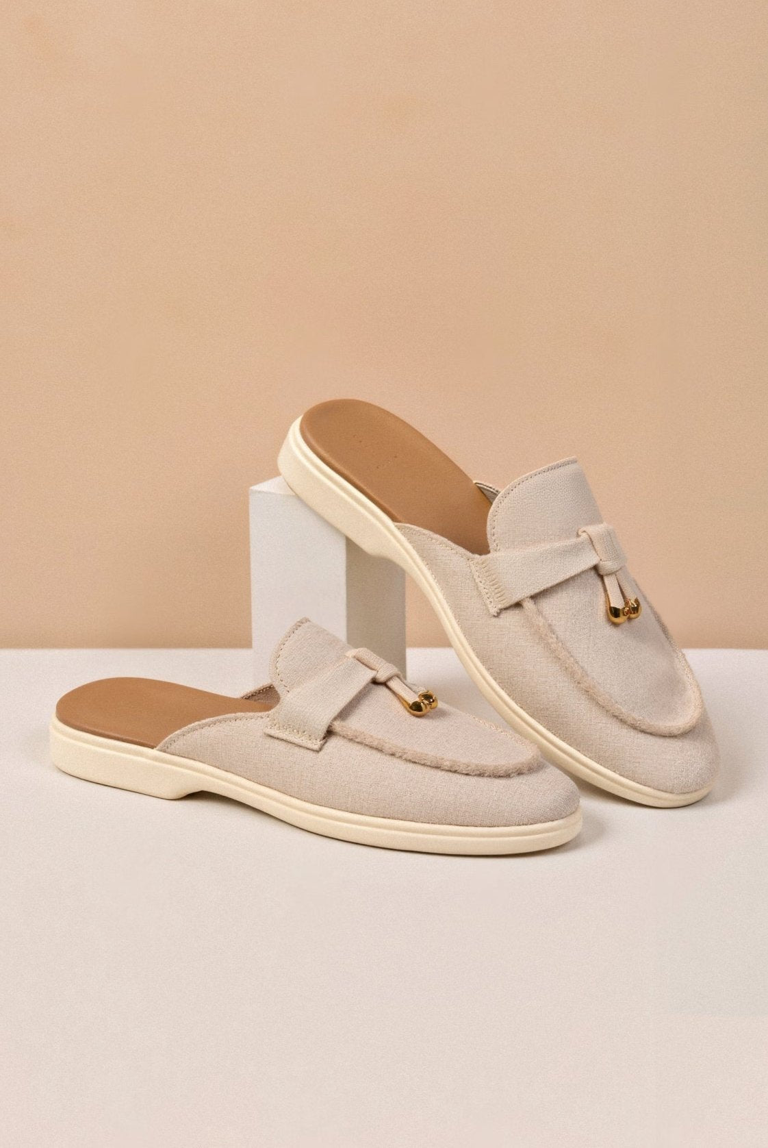 Old Money Dames Solid Toe Slip Flat Shoe Sandalen