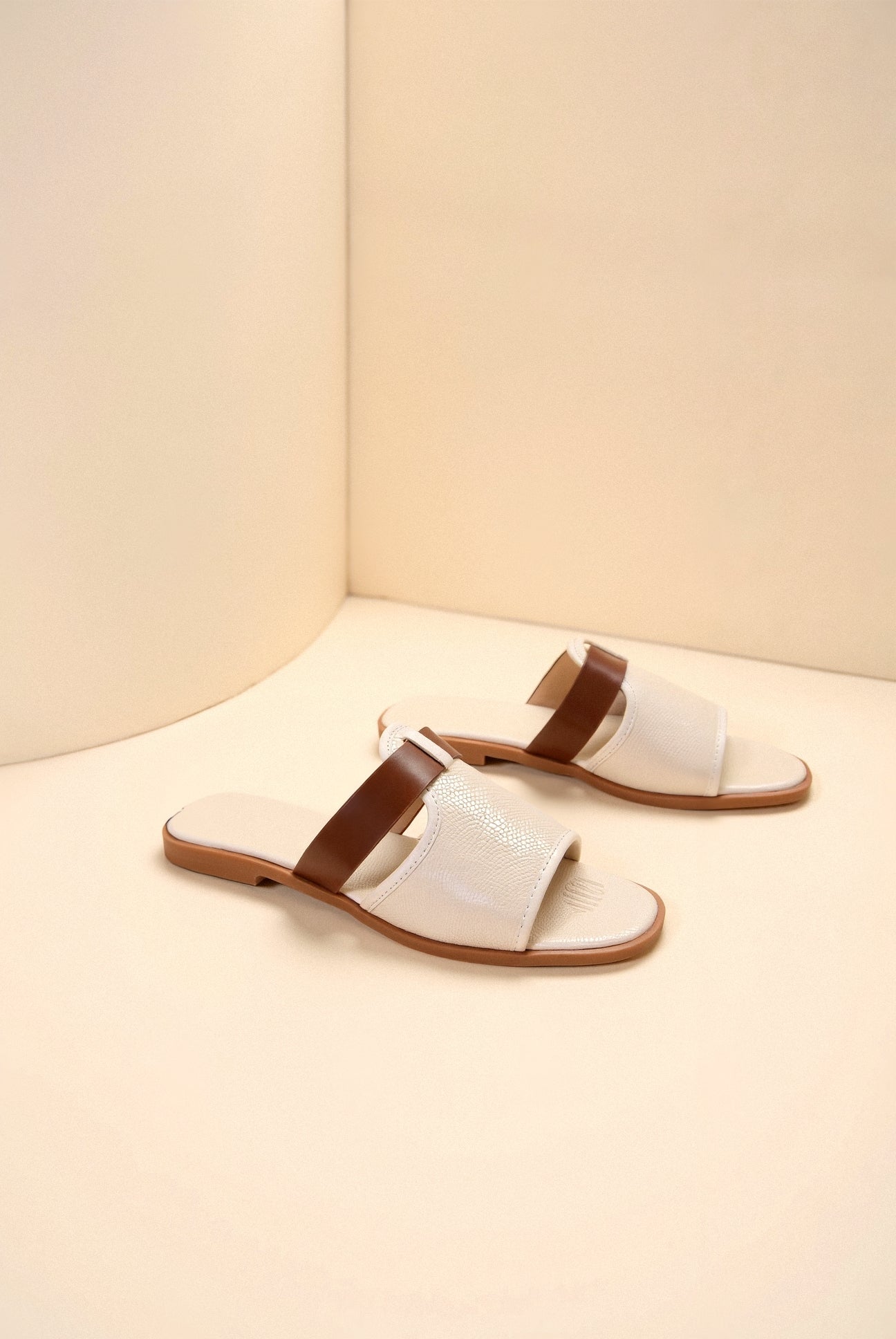 Old Money Effen Kleur Casual Slip On Lichtgewicht Slides