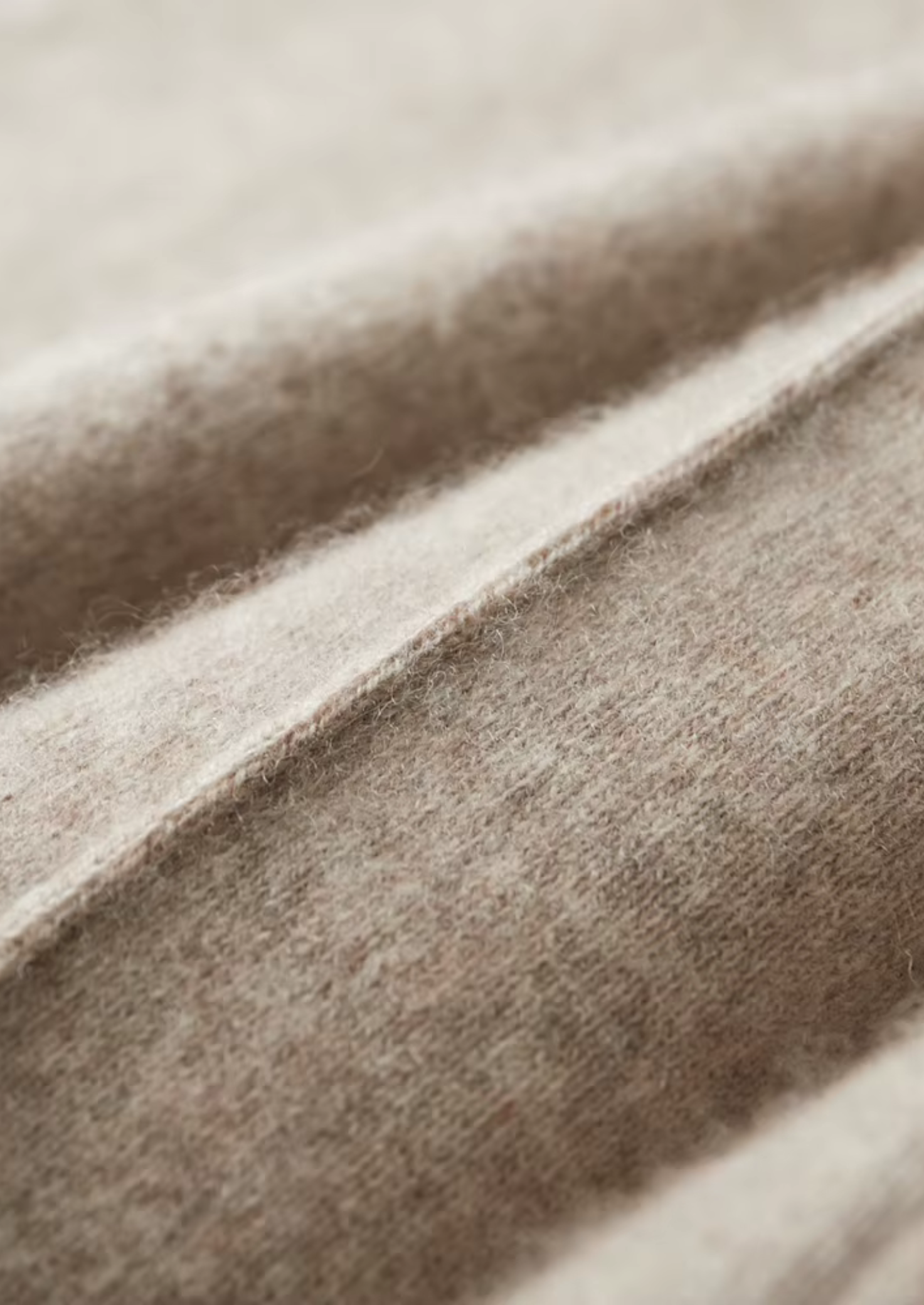 PURE EXTRA-FINE MERINO WOOL LUZZO SET