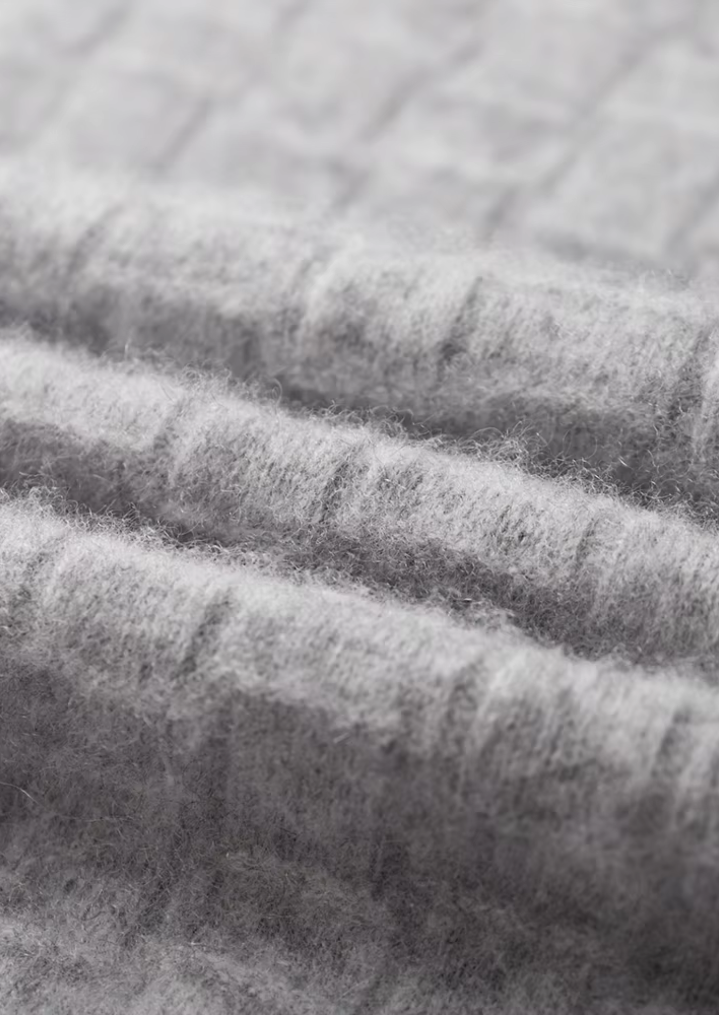 PURE EXTRA-FINE MERINO WOOL TEXTURED MOCKNECK