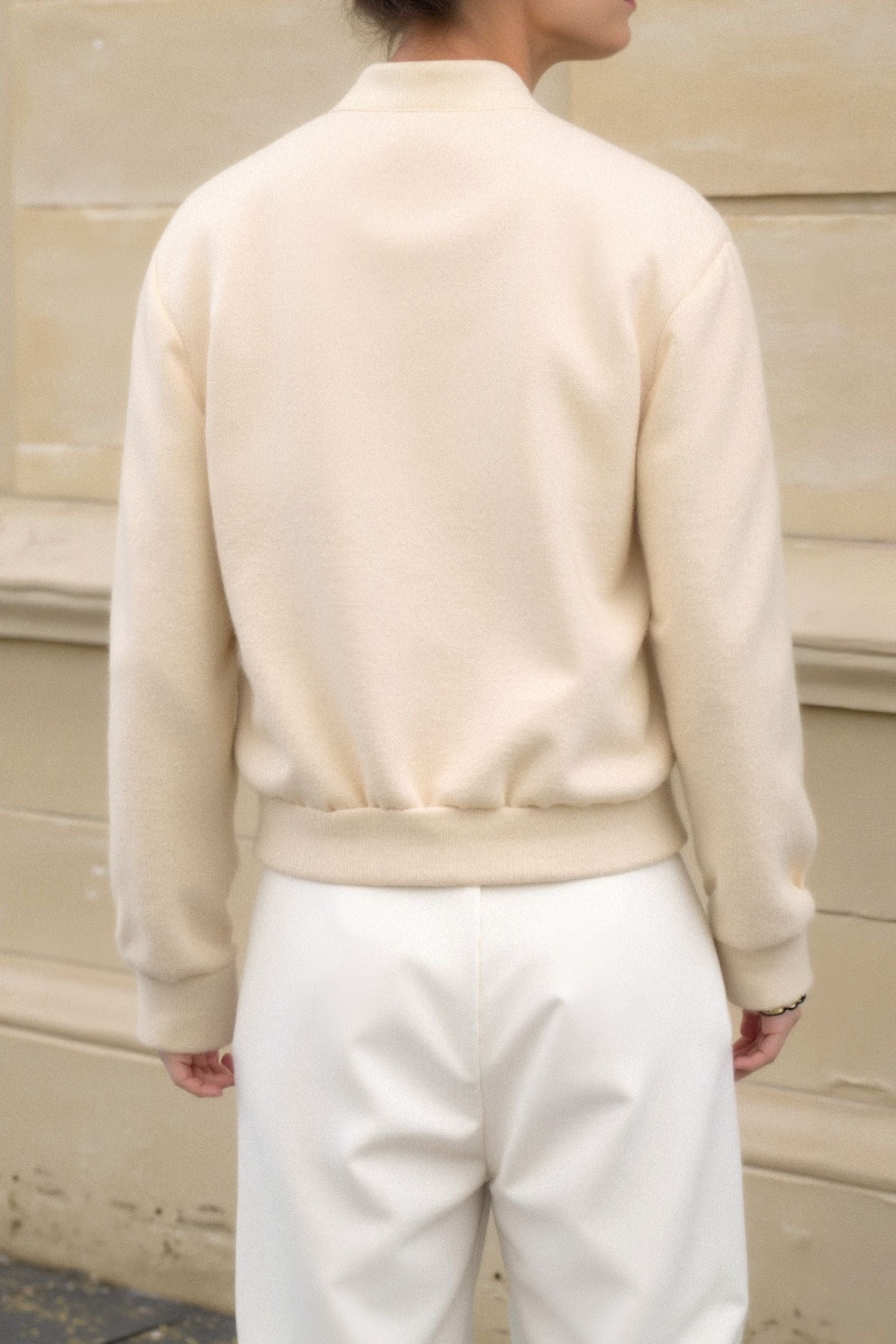 Luxe bomberjack met knoopzakken en opstaande kraag